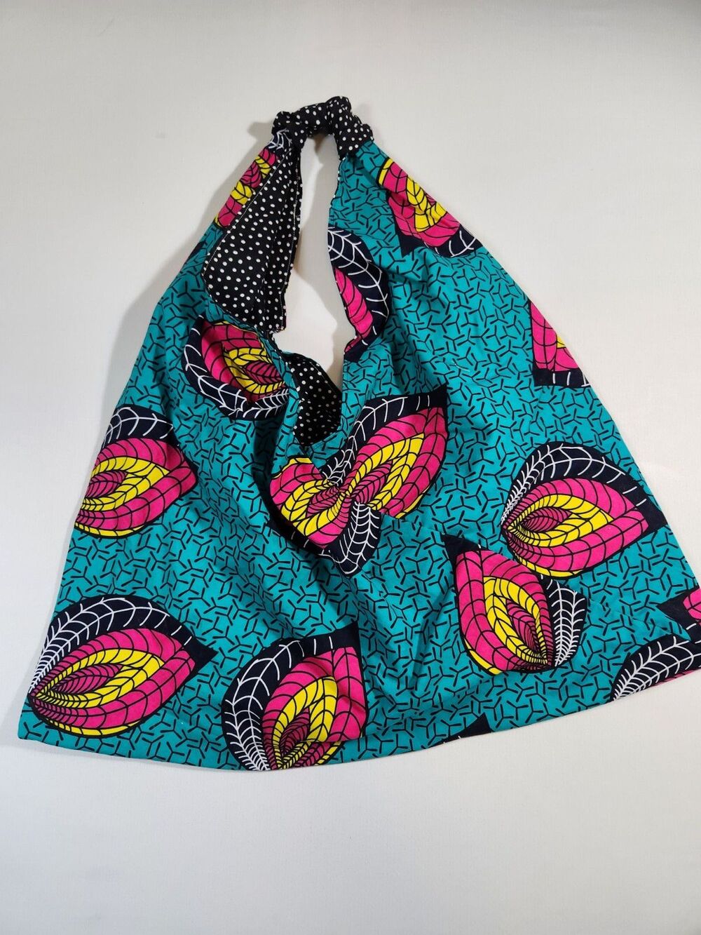 Vibrant Hobo-Style Bento Bag Minimalist Cotton Wax Print Polka Dot Reversible
